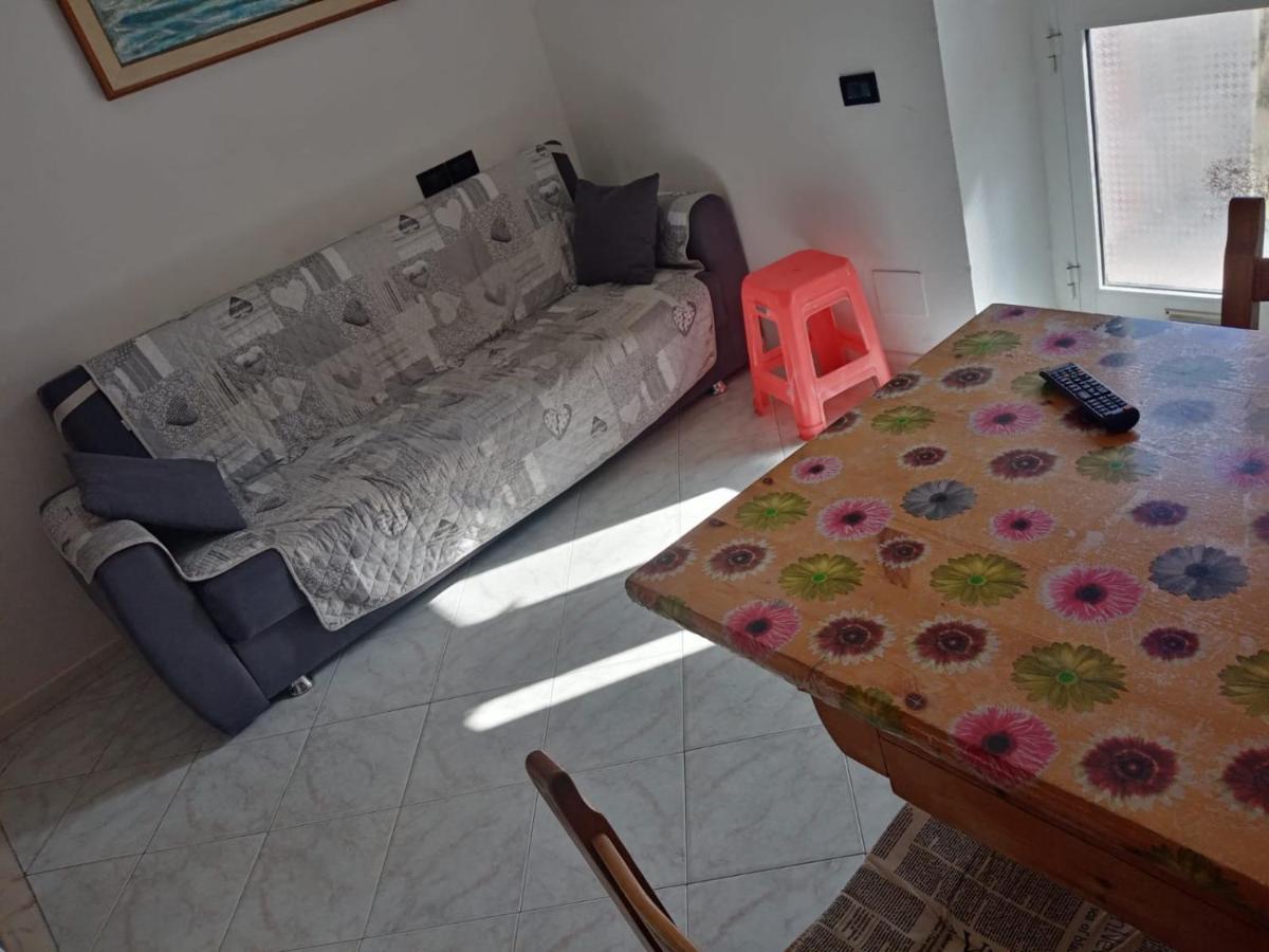 Апартаменты Casa Albarosa, 10 Min Walk Train Station, Free Parking. Специя Экстерьер фото